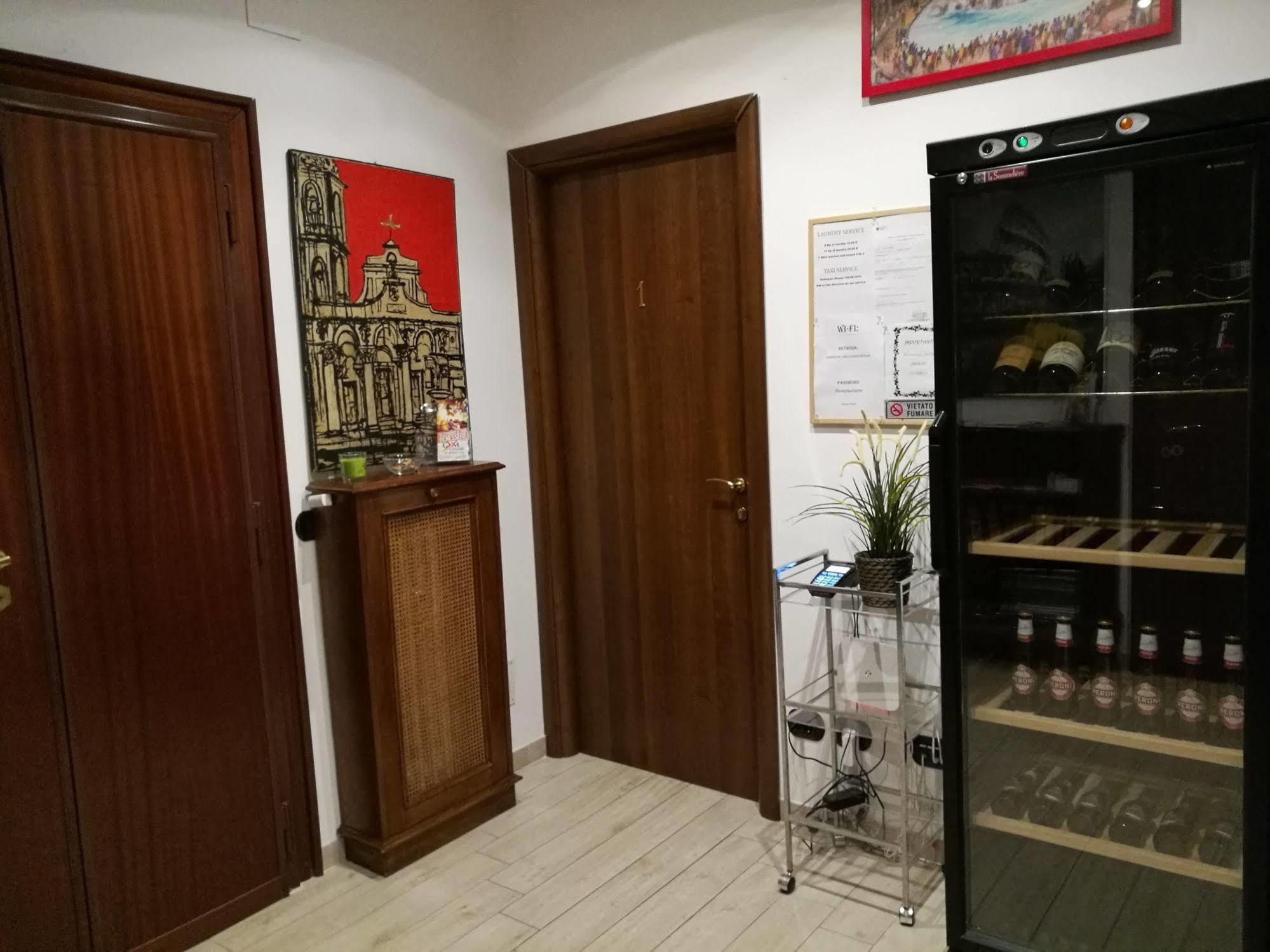 Vatican Break Rom